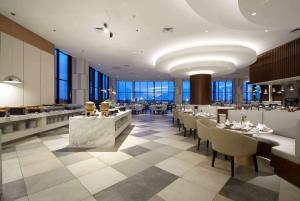 Restaurace v ubytování Wyndham Opi Hotel Palembang