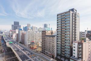Gallery image of Nanba West Sakuragawa Station Apartment in Osaka