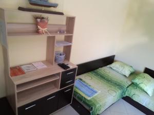 A bed or beds in a room at Apartment Nedyalkov
