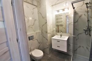 Łazienka w obiekcie Apartament Superior Pastelowy Przy Plaży