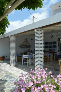 エラフォニシにあるRooms Kochilas Elafonisiのギャラリーの写真