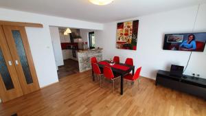 TV a/nebo společenská místnost v ubytování Apartment Bella Mare