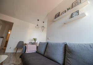 Posezení v ubytování Lukas Central Apartment - Digital Nomads friendly