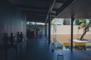 Posezení v ubytování SALA Phuket Mai Khao Beach Resort