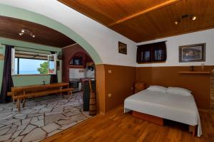 Posteľ alebo postele v izbe v ubytovaní Holiday home Duje + 32 fotografií