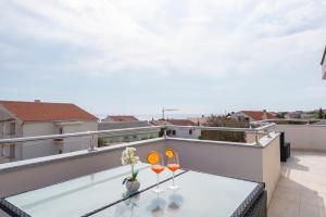 Balkón nebo terasa v ubytování Beautiful penthouse for 8 close to city center