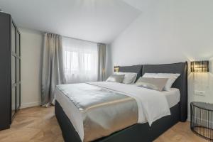 Postel nebo postele na pokoji v ubytování Luxury Piano apartment