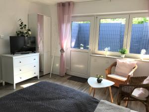 Μια τηλεόραση ή/και κέντρο ψυχαγωγίας στο Haus Sonnenschein Str 10