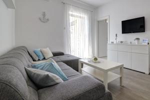 TV a/nebo společenská místnost v ubytování Apartman Luka