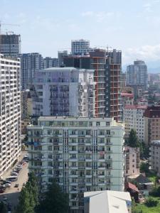 Nespecifikovaný výhled na destinaci Batumi nebo výhled na město při pohledu z hotelu