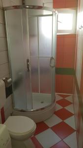 A bathroom at Apartment Smakjoski Center