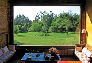 A garden outside Casa do Castelo de Andrade
