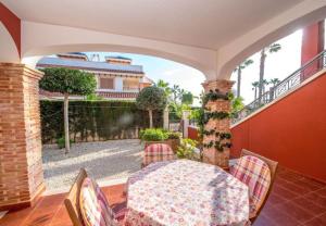 Balkon lub taras w obiekcie APARTAMENTO "CARMEN" Zeniamar