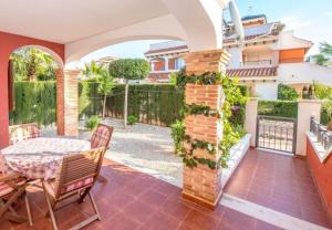 Balkon lub taras w obiekcie APARTAMENTO "CARMEN" Zeniamar