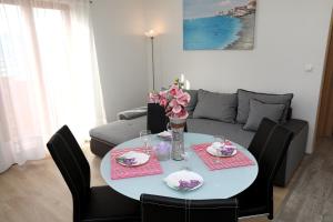 Posezení v ubytování Bridgeview apartment