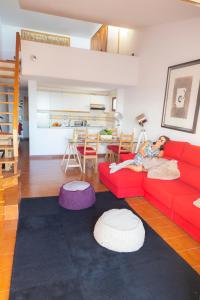 Χώρος καθιστικού στο Radazul Marina Seafront 13 +45 φωτογραφίες