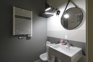 Koupelna v ubytování B&B Dimora del Duomo + 37 fotografií