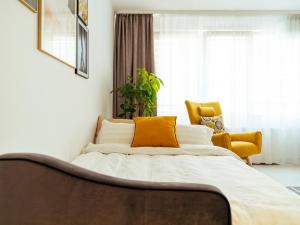 Легло или легла в стая в Romanian Atheneum Apartment
