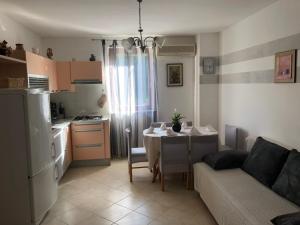Küche/Küchenzeile in der Unterkunft VILLA DIVNA