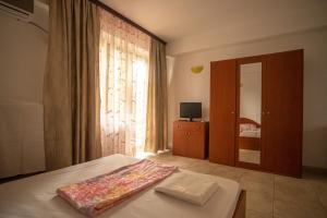 Et tv og/eller underholdning på La Papu și Maia