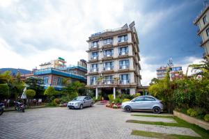 Building kung saan naroon ang hotel