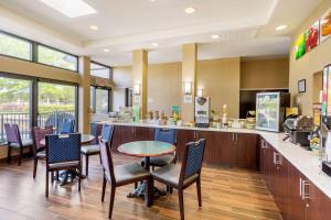 Gallery image of Quality Inn & Suites Olde Town in Portsmouth