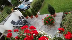Vonkajšia záhrada v ubytovaní Haus Mansaura