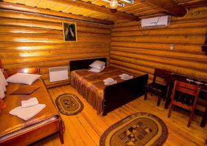 Afbeelding uit fotogalerij van Hotel and restaurant complex Skolmo in Klevanʼ +285 foto's