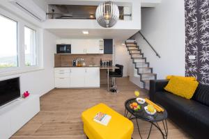 Kuchyň nebo kuchyňský kout v ubytování Apartment Velvet