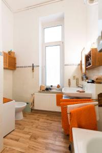 Gallery image of Deutsche Messe Zimmer - Private Apartments & Rooms Hannover City - room agency in Hannover
