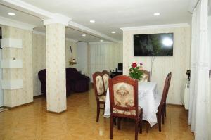 TV a/nebo společenská místnost v ubytování Guest House IVO