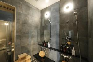 Koupelna v ubytování KIN HOTEL