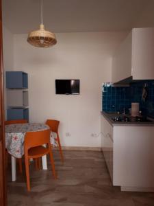 Köök või kööginurk majutusasutuses Mirto