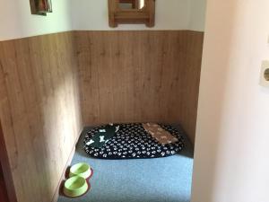 Łóżko lub łóżka w pokoju w obiekcie Haus Sperleiten