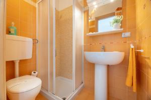 A bathroom at LE NOBILI DIMORE - appartamenti a Gallipoli