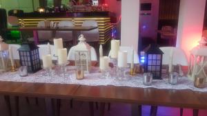 Bevande di Scarlet Lodge