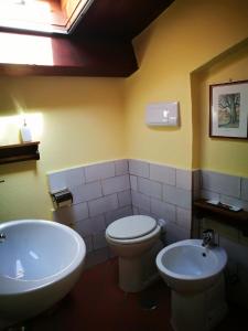 Gallery image of La Zizzania e il Mandarino in Roccagloriosa