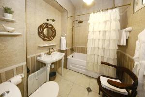 Vannituba majutusasutuses Bloom Boutique Hotel