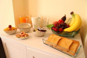 Jedlo v ubytovaní bed & breakfast alebo blízkom okolí