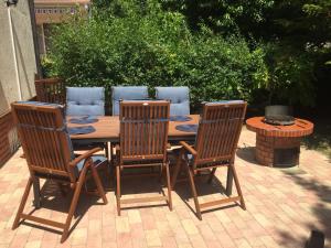 Fotografie z fotogalerie ubytování Erika Apartmanház v destinaci Dombóvár