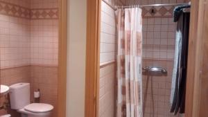 A bathroom at Hostal Sant Roc