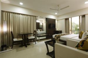 Gallery image of Hotel Accolade in Ahmedabad