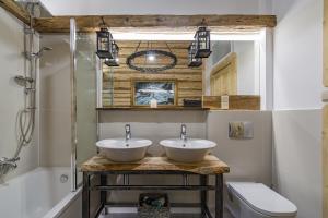 Koupelna v ubytování Willa Jasna Apartamenty centrum Zakopane + 75 fotografií