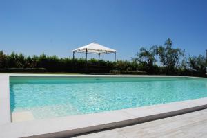 The swimming pool at or close to Villa Sara