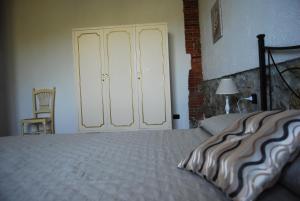 A bed or beds in a room at Villa Sara