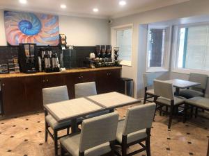 Ресторан / где поесть в Best Western Plus Dana Point Inn-by-the-Sea