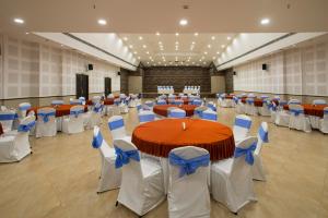 Restaurace v ubytování Nanutel Margao + 37 fotografií