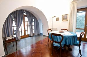 Posedenie v ubytovaní Villa Casale Ravello Residence