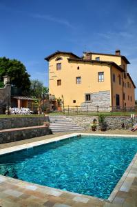 Bazén v ubytování Agriturismo Il Poderaccio nebo v jeho okolí