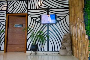 Μια τηλεόραση ή/και κέντρο ψυχαγωγίας στο Lagos Oriental Hotel